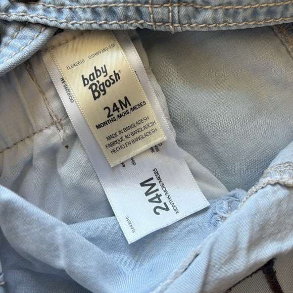 Oshkosh baby chambray overalls 24m - Picture 4 of 6